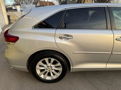 Used 2013 Toyota Venza XLE image 10
