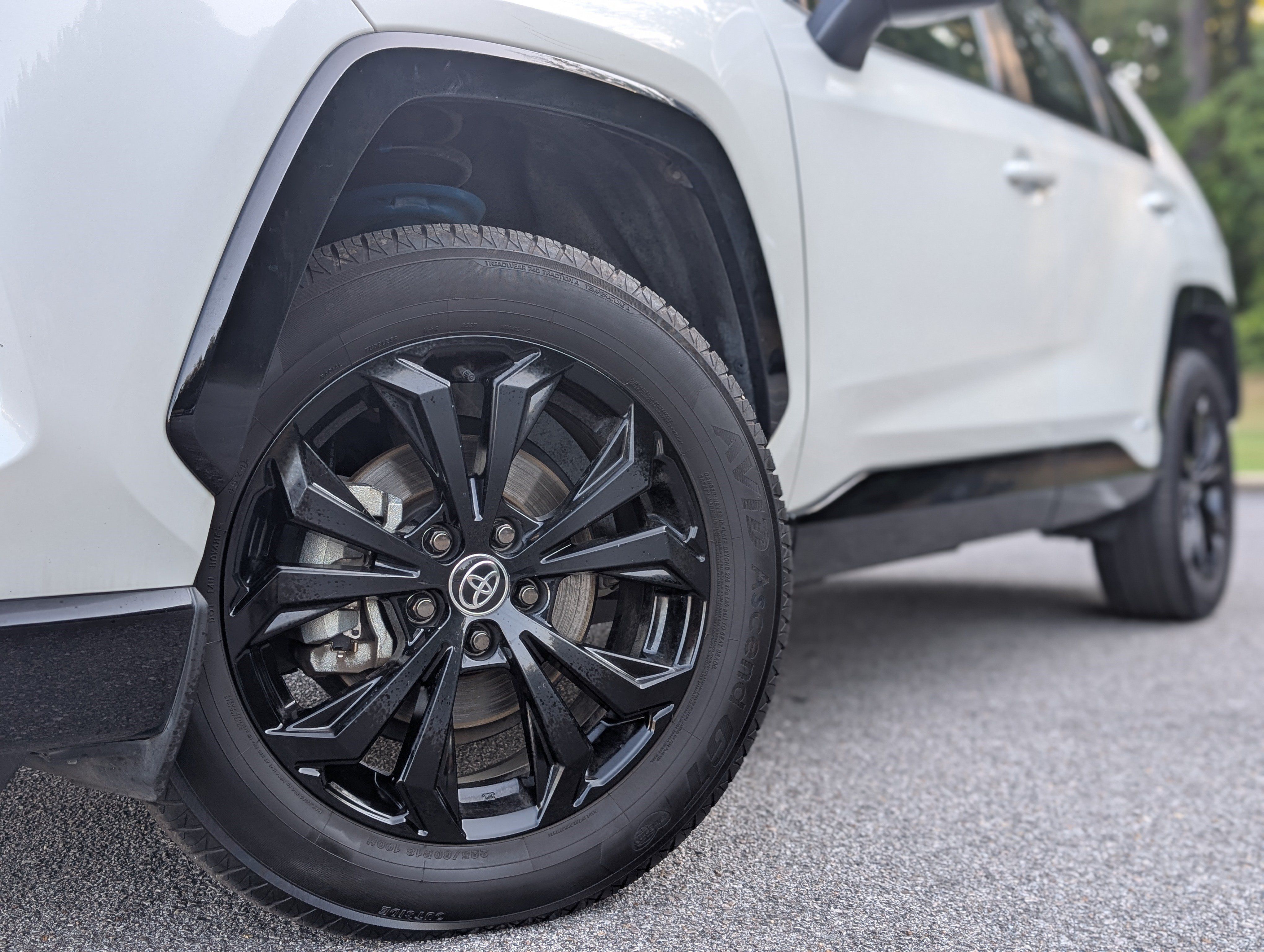 Used 2022 Toyota RAV4 XSE w/ XSE Grade Weather Package AWD/4WD image 35