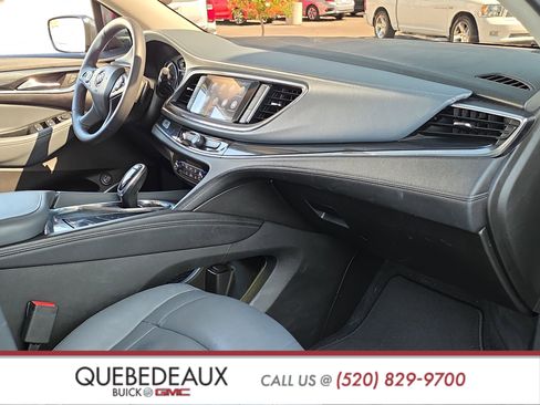 Used 2021 Buick Enclave Essence w/ Sport Touring Edition image 34