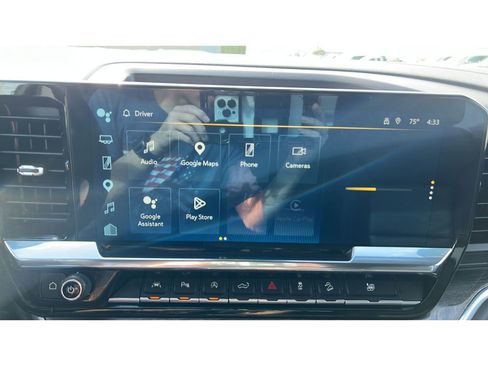 Certified 2025 Chevrolet Silverado 1500 LTZ AWD/4WD image 18