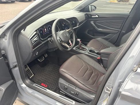Used 2024 Volkswagen Jetta GLI Autobahn FWD image 13