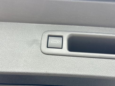 New 2026 Toyota Highlander Platinum image 14