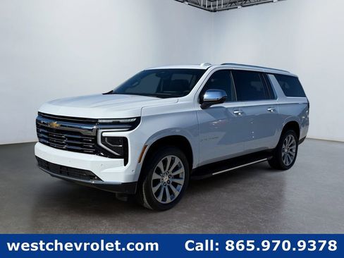 New 2026 Chevrolet Suburban Premier image 7