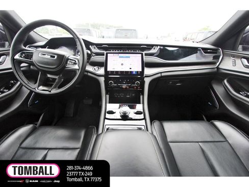 Used 2023 Jeep Grand Cherokee L Overland w/ Advanced Protech Group III AWD/4WD image 10