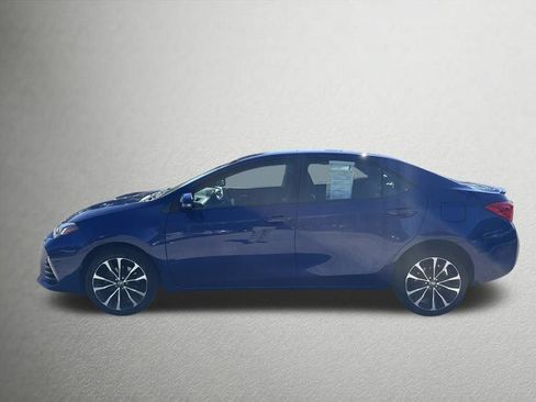 Used 2017 Toyota Corolla SE w/ Carpet Mat Package (TMS) FWD image 6