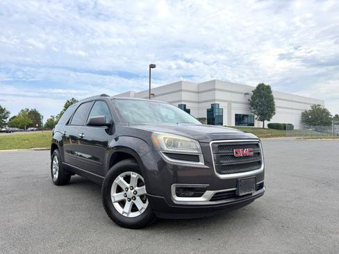 Used 2015 GMC Acadia SLE FWD image 2