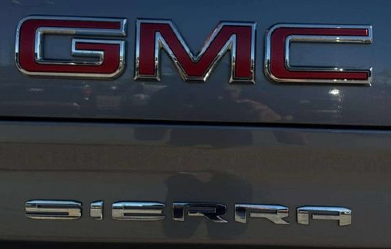 Used 2021 GMC Sierra 1500 AT4 AWD/4WD image 19