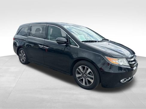 Used 2016 Honda Odyssey Touring image 4