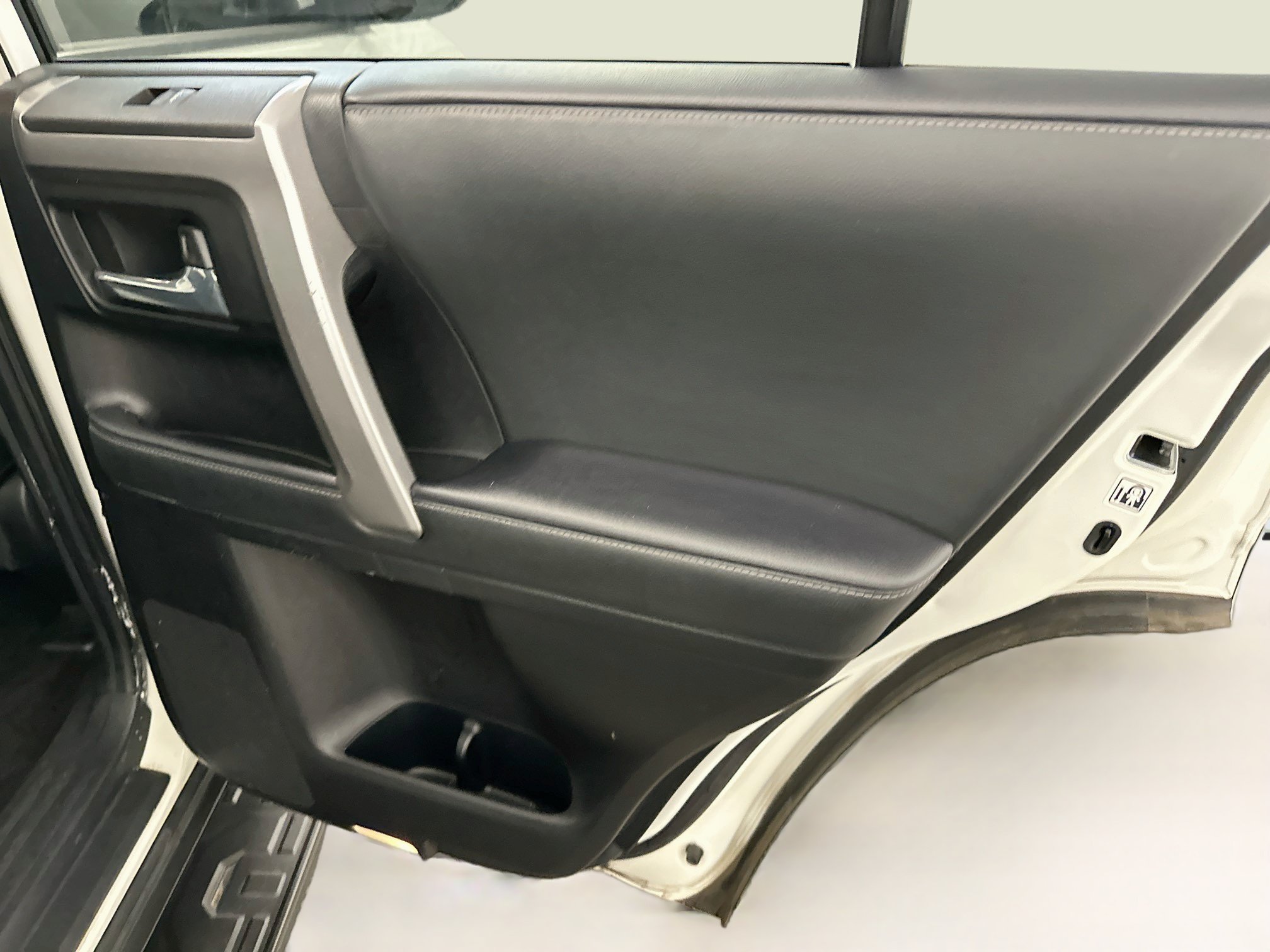 Used 2021 Toyota 4Runner SR5 Premium AWD/4WD image 31