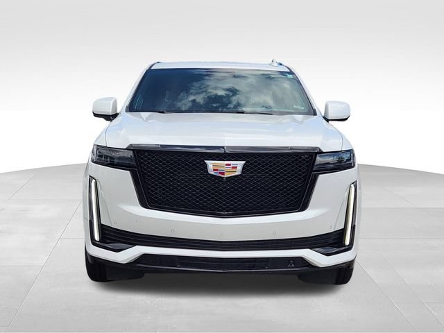 Certified 2023 Cadillac Escalade Sport Platinum w/ Heavy-Duty Trailer Package AWD/4WD image 8