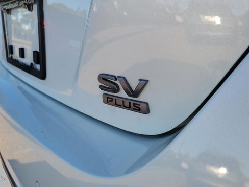 Certified 2024 Nissan Leaf SV Plus image 33