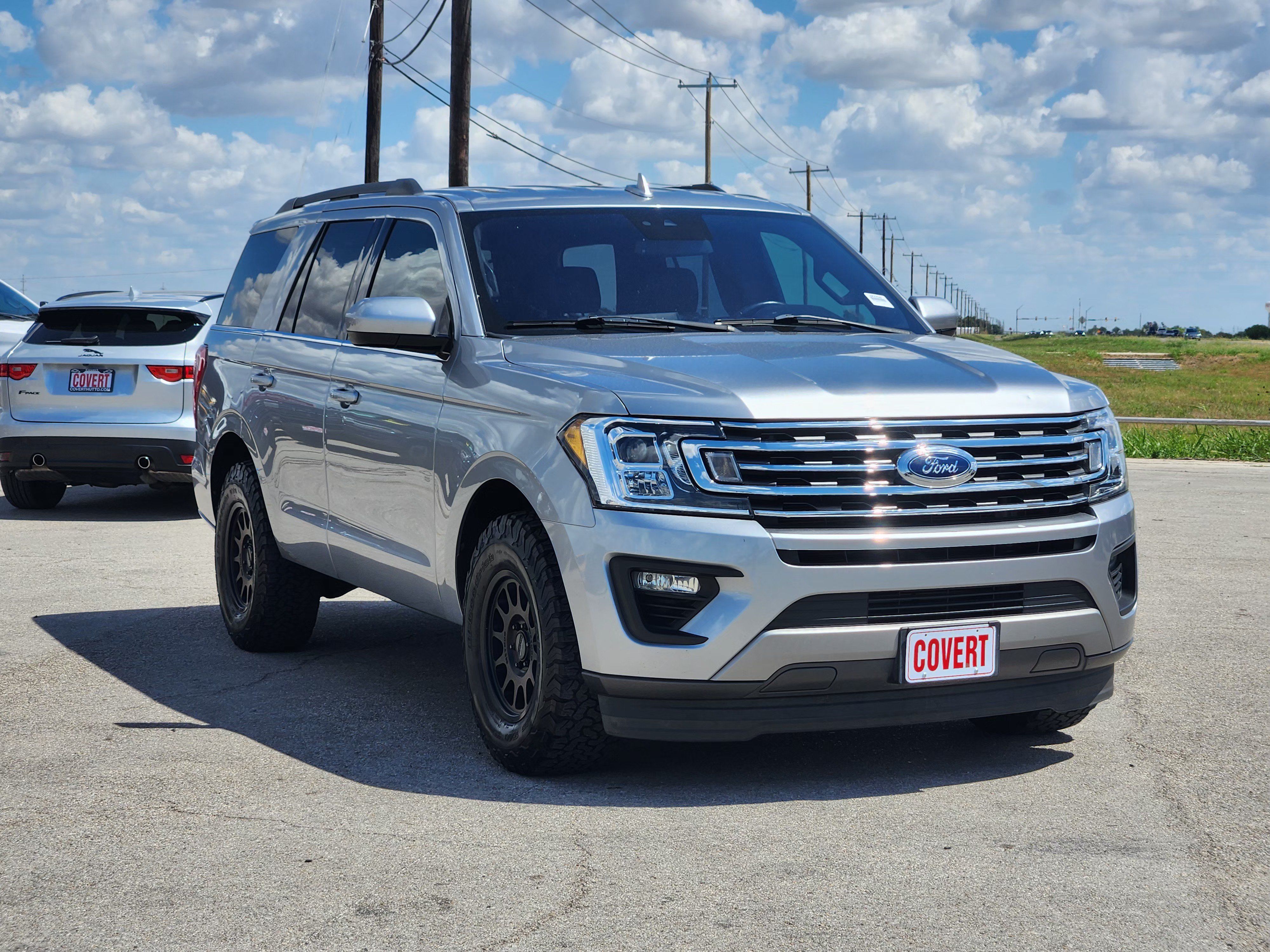 Used 2021 Ford Expedition XLT RWD image 3