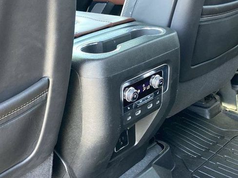 Used 2023 GMC Yukon Denali Ultimate w/ LPO, Floor Liner Package AWD/4WD image 18