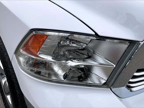 Used 2018 RAM 1500 Lone Star image 27