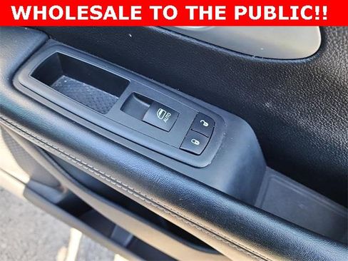 Used 2021 Chrysler Pacifica Touring-L w/ S Appearance Package image 16