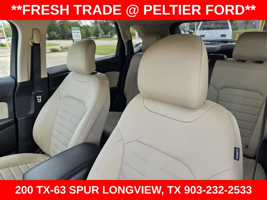 Used 2016 Ford Edge SEL FWD image 16