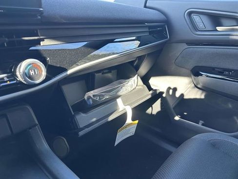 New 2026 Honda Prologue EX image 18