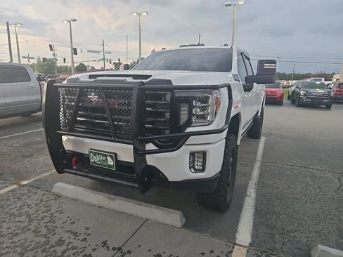 Used 2023 GMC Sierra 2500 AT4 w/ AT4 Premium Plus Package AWD/4WD image 2