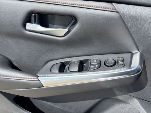 New 2025 Nissan Sentra SR w/ SR Premium Package image 24