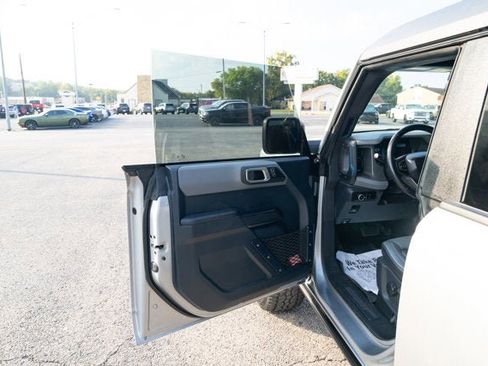 Used 2024 Ford Bronco Black Diamond image 10