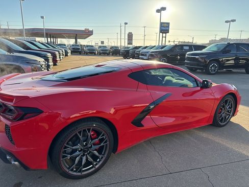 Used 2024 Chevrolet Corvette Stingray Preferred Cpe w/ 2LT image 5