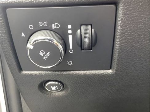 Certified 2021 Jeep Grand Cherokee Limited image 25