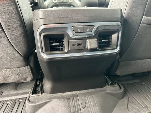 Used 2021 GMC Sierra 1500 Denali w/ Denali Ultimate Package AWD/4WD image 23