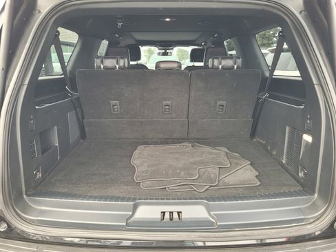 Used 2022 Ford Expedition Max Limited image 29