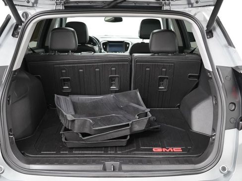 Used 2023 GMC Terrain SLT w/ Infotainment Package II AWD/4WD image 29