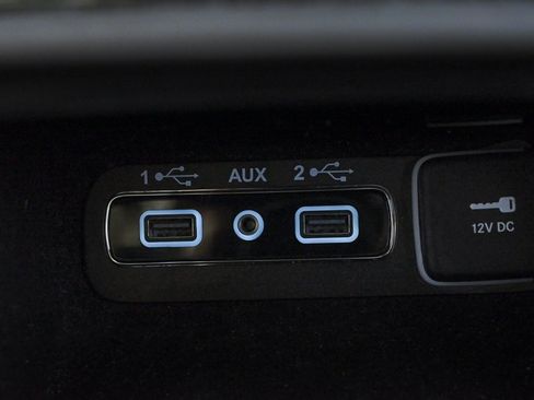 Used 2021 Jeep Grand Cherokee Laredo X image 32