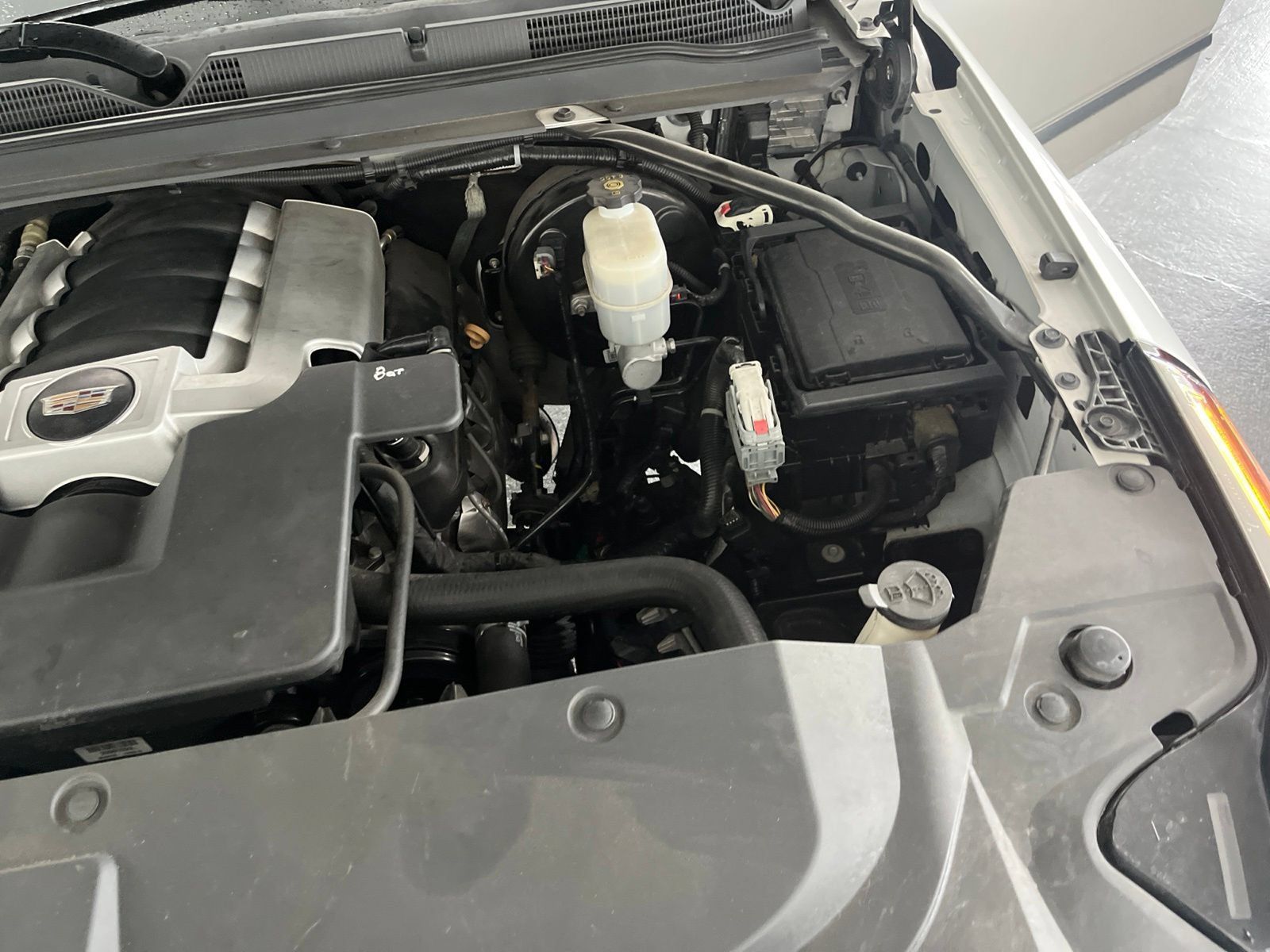 Used 2019 Cadillac Escalade Luxury RWD image 14