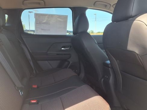 New 2025 Nissan Kicks SR image 6