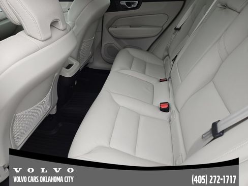 Certified 2023 Volvo XC60 B5 Plus w/ Climate Package FWD image 24