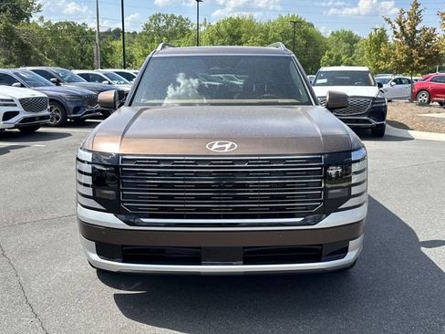 New 2026 Hyundai Palisade Calligraphy FWD image 2