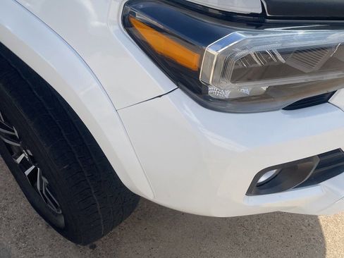 Used 2021 Toyota Tacoma TRD Sport image 6