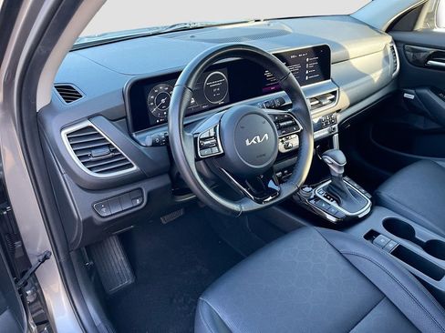 Certified 2024 Kia Seltos SX image 8