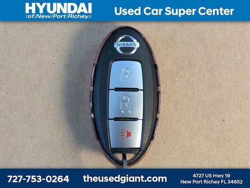 Used 2021 Nissan Rogue S FWD image 32