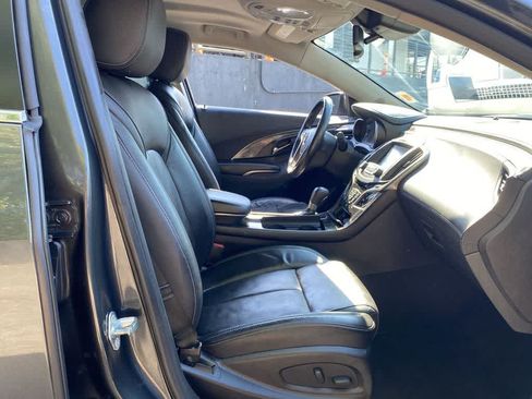 Used 2016 Buick LaCrosse Premium w/ Driver Confidence Package #1 FWD image 18