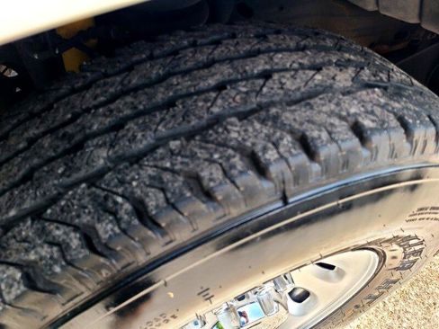 Used 2003 Ford F250 XLT image 26