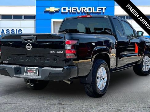 Used 2022 Nissan Frontier SV AWD/4WD image 19