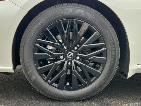 New 2026 Nissan Altima 2.5 SV w/ SV Special Edition Package FWD image 9
