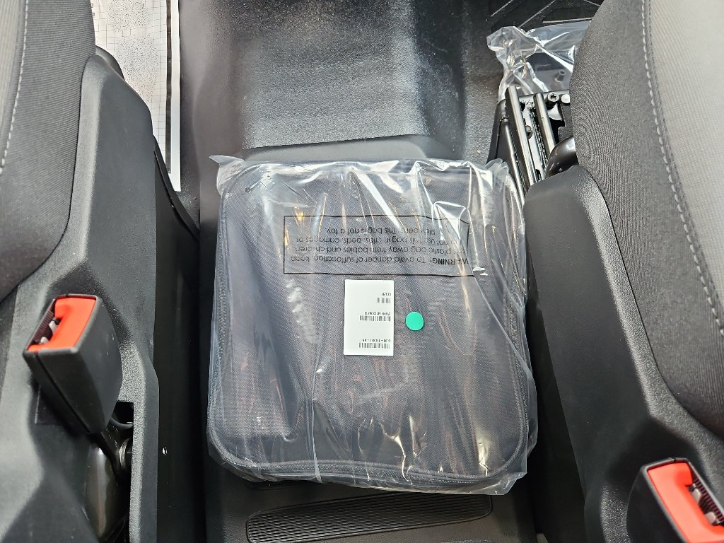 Used 2024 Ford E-Transit Low Roof RWD image 6