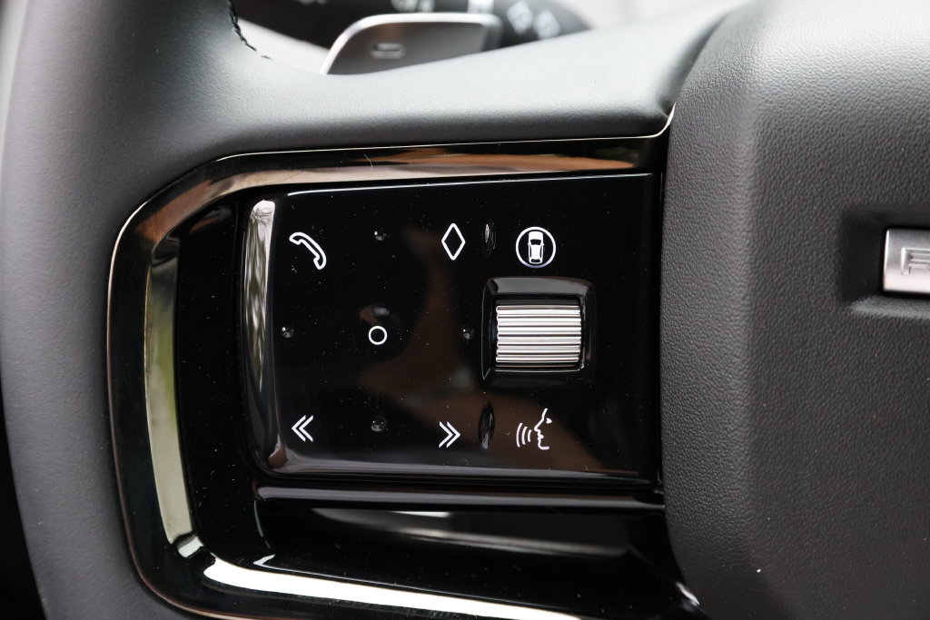 New 2026 Land Rover Range Rover Evoque S AWD/4WD image 16