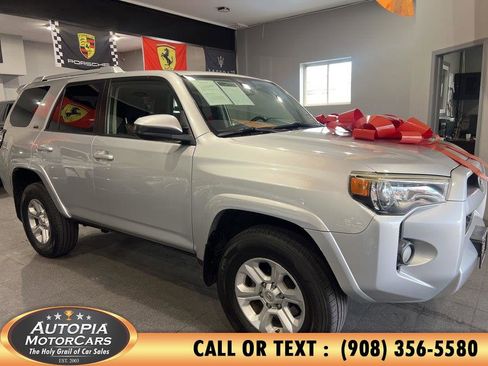 Used 2014 Toyota 4Runner SR5 image 7