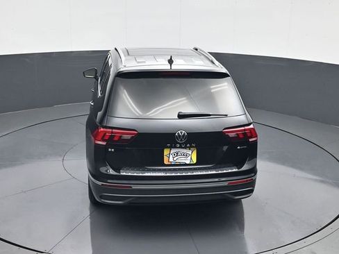 Used 2022 Volkswagen Tiguan SE image 18