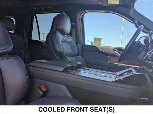 Used 2024 Lincoln Navigator Reserve image 28