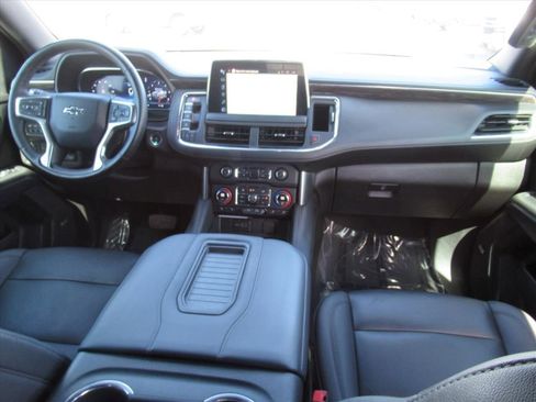 Certified 2024 Chevrolet Suburban Z71 w/ Off-Road Capability Package image 13