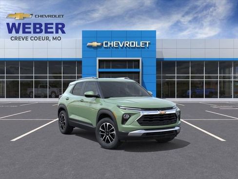 New 2026 Chevrolet TrailBlazer LT w/ Convenience Package AWD/4WD image 1