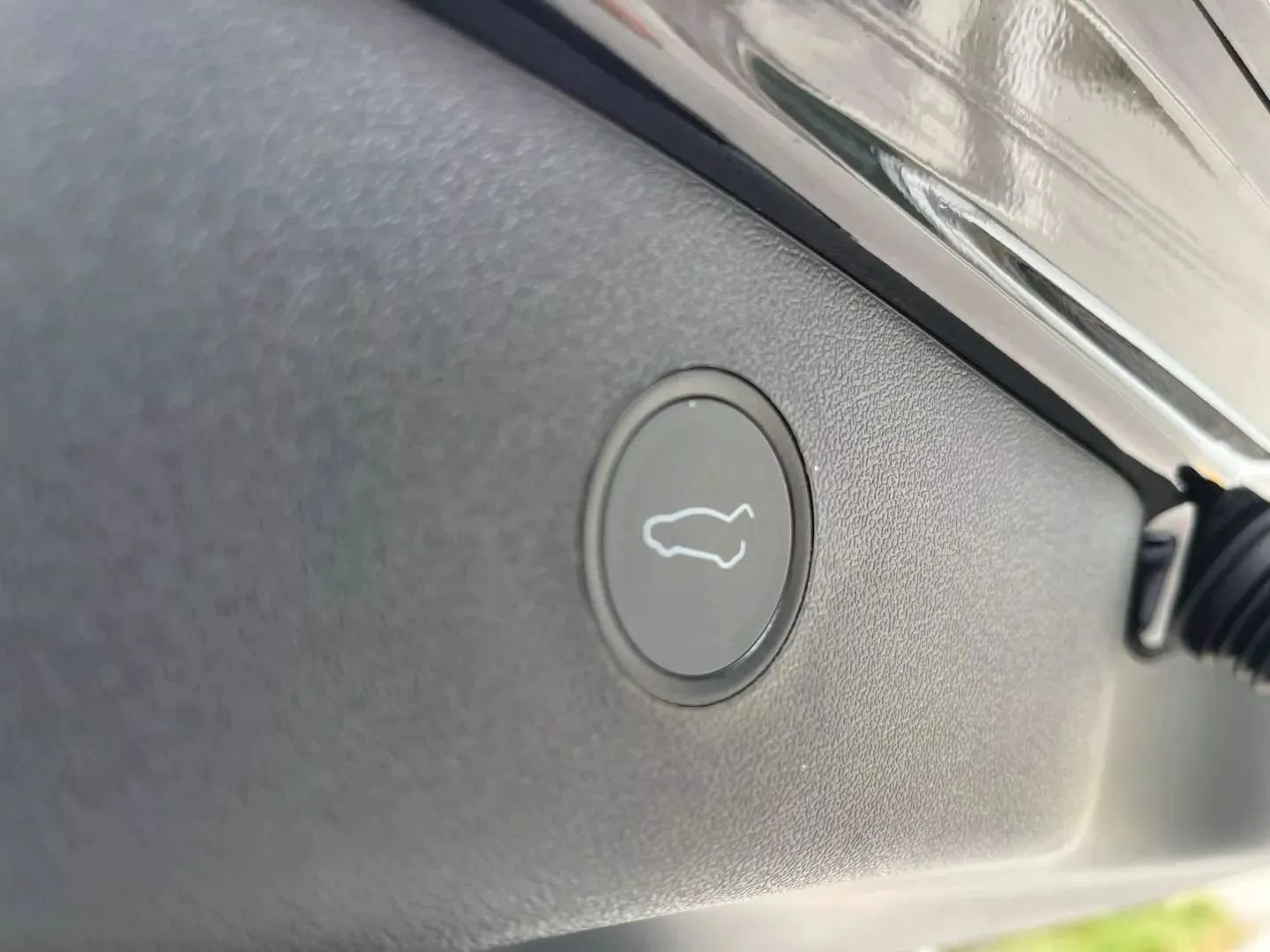 Used 2023 Tesla Model 3 Standard Range RWD image 33