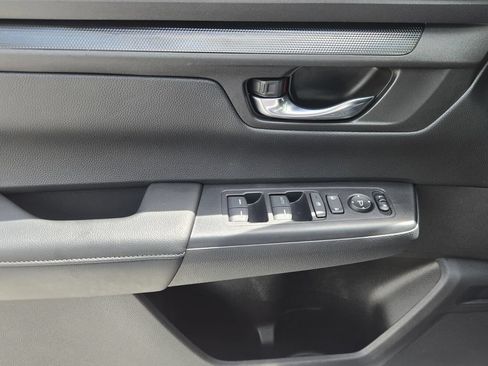 Used 2025 Honda CR-V LX image 26